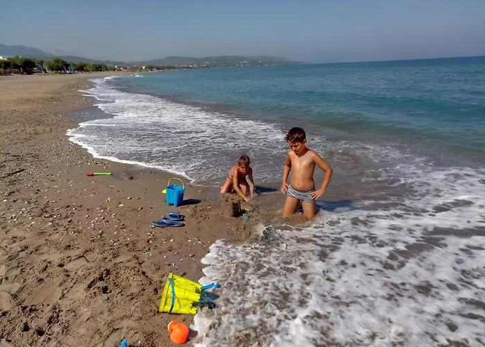 Arch Semesterbostad *